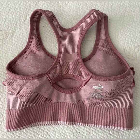 Women’s Puma Sports Bra -Size Small - Picture 3 of 8